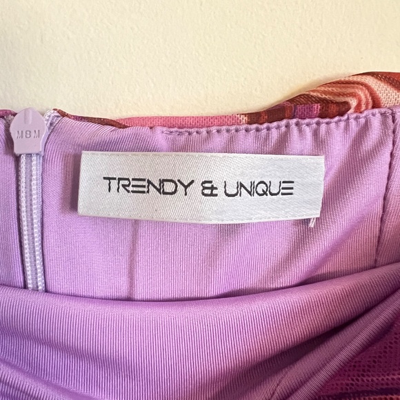 Dress - Picture 4 of 5